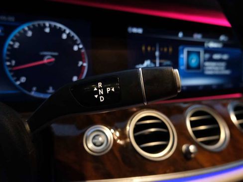 Used 2019 Mercedes-Benz E 300 4MATIC w/ Premium 1 Package image 42