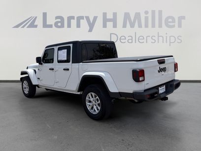 Used 2023 Jeep Gladiator Sport