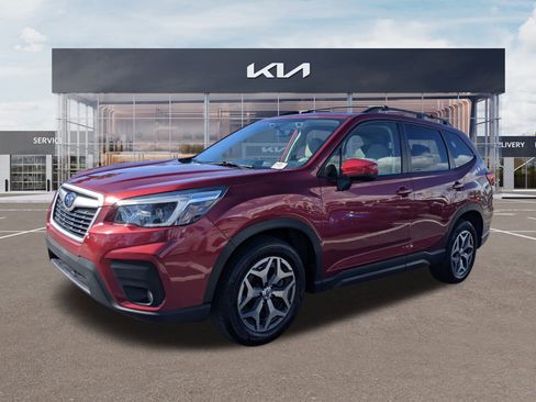 Used 2021 Subaru Forester Premium image 6