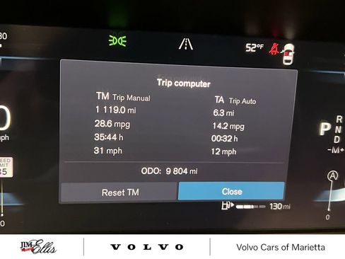 Used 2025 Volvo XC40 B5 Plus image 11