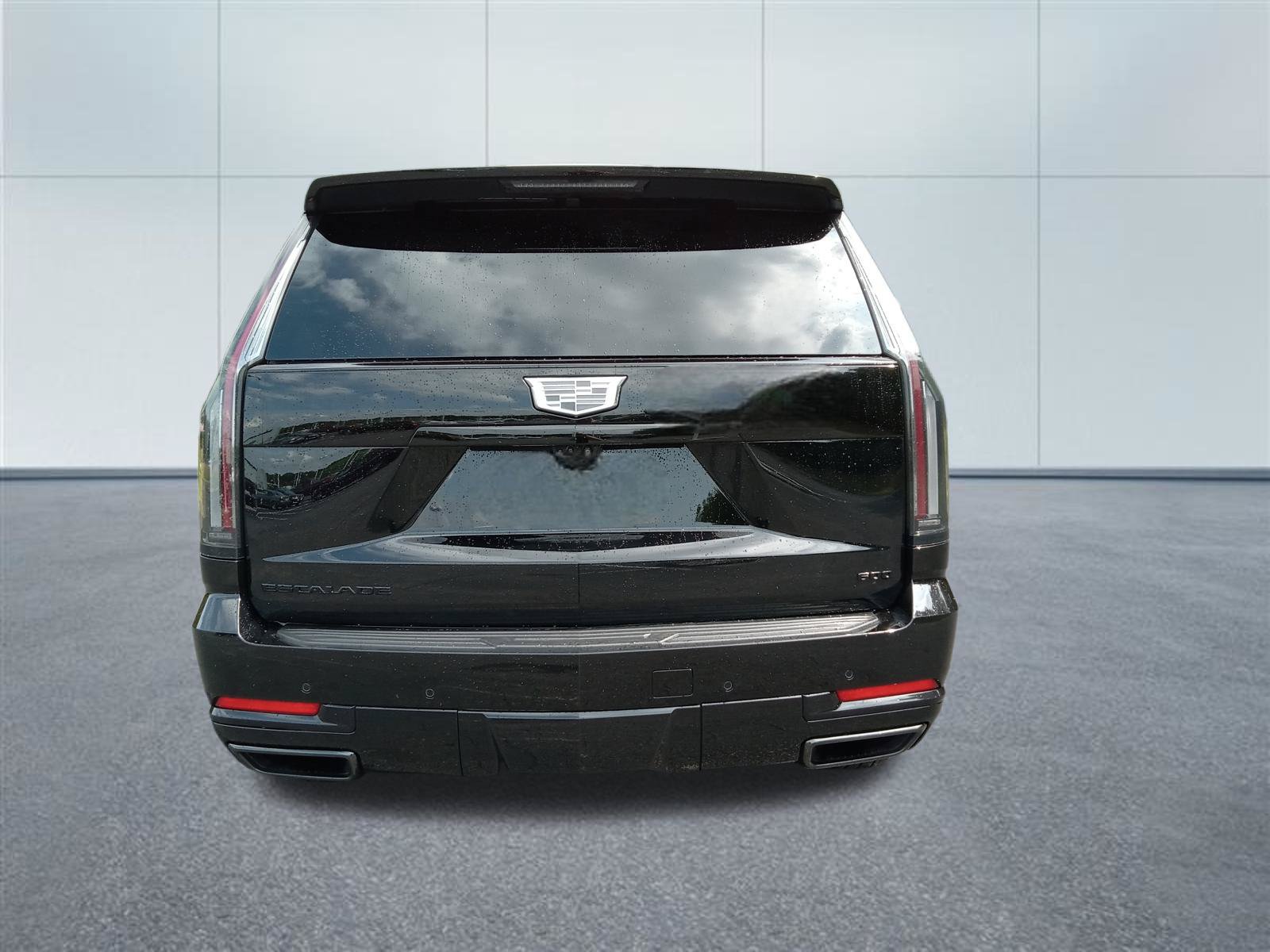 Certified 2026 Cadillac Escalade Platinum Sport w/ LPO, ONYX Package AWD/4WD image 5