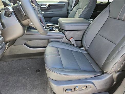 New 2026 Chevrolet Suburban RST image 4