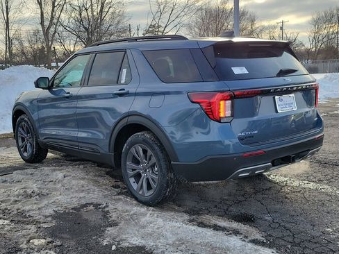 New 2026 Ford Explorer Active w/ Active Comfort Package image 6