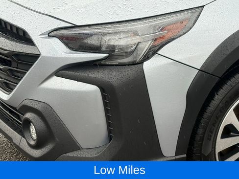Used 2023 Subaru Outback Premium image 10