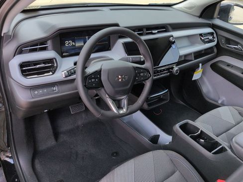 New 2027 Chevrolet Bolt LT w/ Comfort Package FWD image 9
