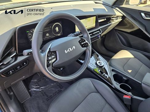 Certified 2023 Kia Niro Wind FWD image 11
