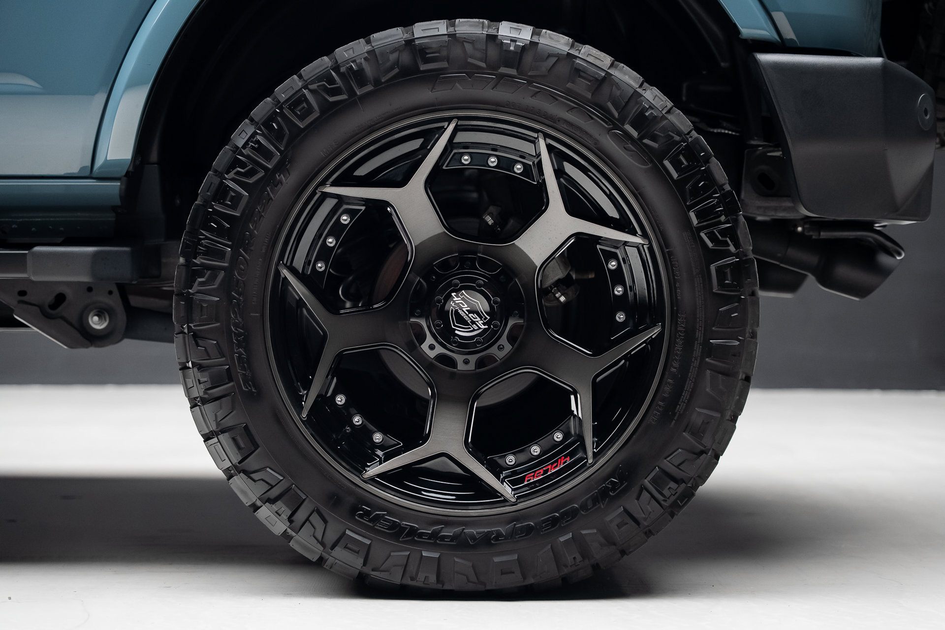 Used 2023 Ford Bronco Outer Banks AWD/4WD image 25
