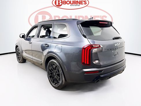 Used 2022 Kia Telluride EX w/ EX Premium Package image 9