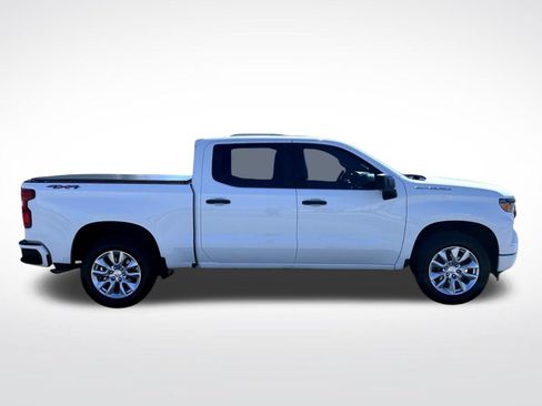 Certified 2024 Chevrolet Silverado 1500 Custom AWD/4WD image 5
