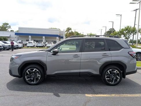 Used 2025 Subaru Forester Premium w/ Protection Package (1PH) AWD/4WD image 11