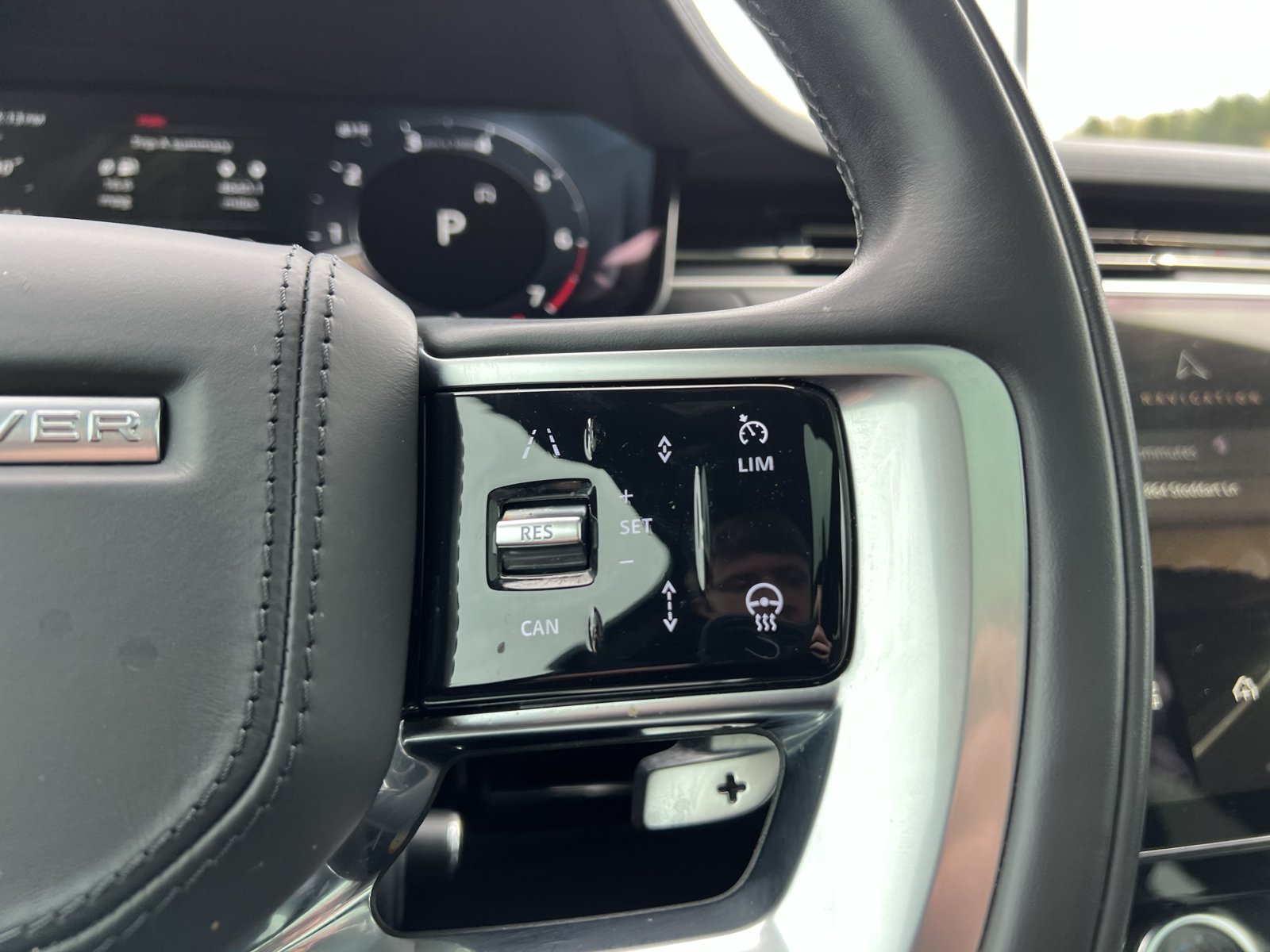 Used 2023 Land Rover Range Rover SE AWD/4WD image 19