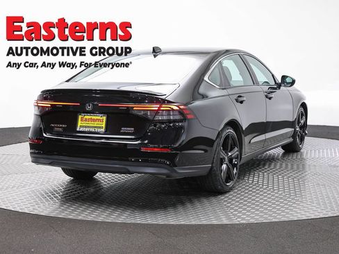 Used 2024 Honda Accord Sport image 5