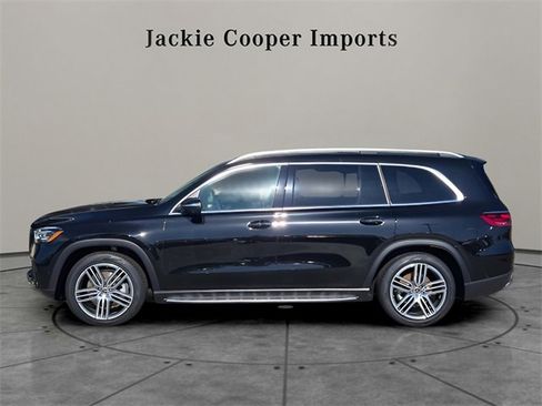 New 2025 Mercedes-Benz GLS 450 4MATIC image 2