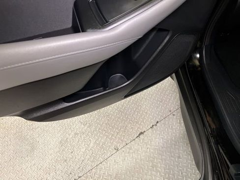 Used 2022 Subaru Outback Premium image 55