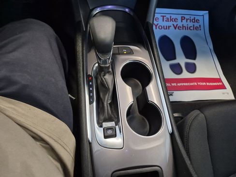 Used 2024 Chevrolet Malibu LT image 26