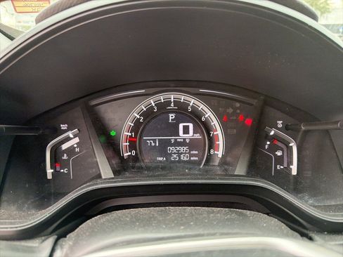 Used 2018 Honda CR-V LX image 19
