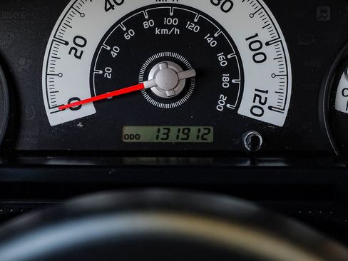 Used 2014 Toyota FJ Cruiser 4WD w/ Upgrade Package image 18