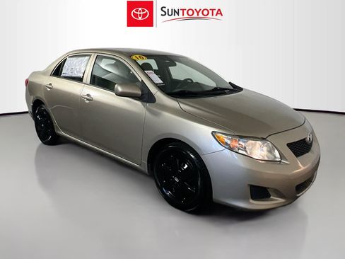 Used 2010 Toyota Corolla LE FWD image 1