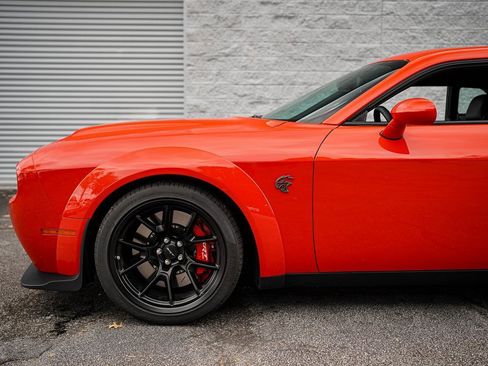 Used 2022 Dodge Challenger SRT Hellcat Redeye image 10