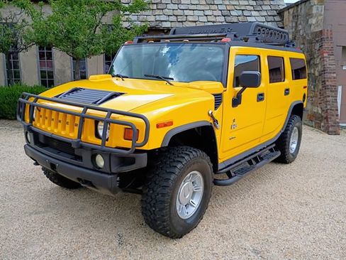 Used 2005 HUMMER H2 w/ Preferred Equipment Group AWD/4WD image 6