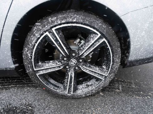 New 2025 Honda Accord Sport image 28