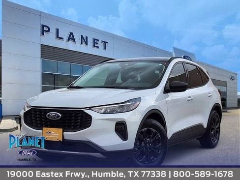Used 2025 Ford Escape Active w/ Tech Pack #1 FWD image 1