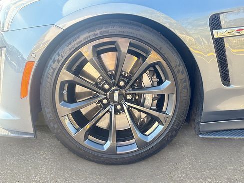 Used 2019 Cadillac CTS V w/ Carbon Fiber Package image 42