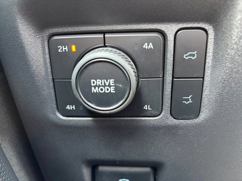 Used 2025 Ford Expedition Platinum AWD/4WD image 37