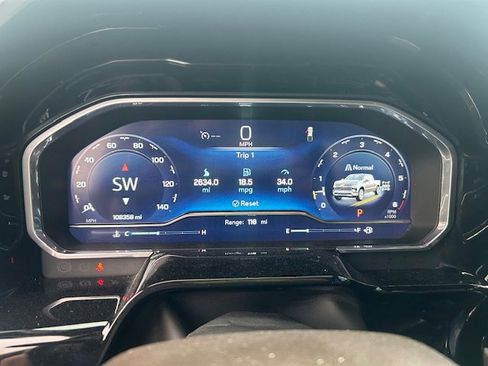 Used 2023 Chevrolet Silverado 1500 LTZ image 17