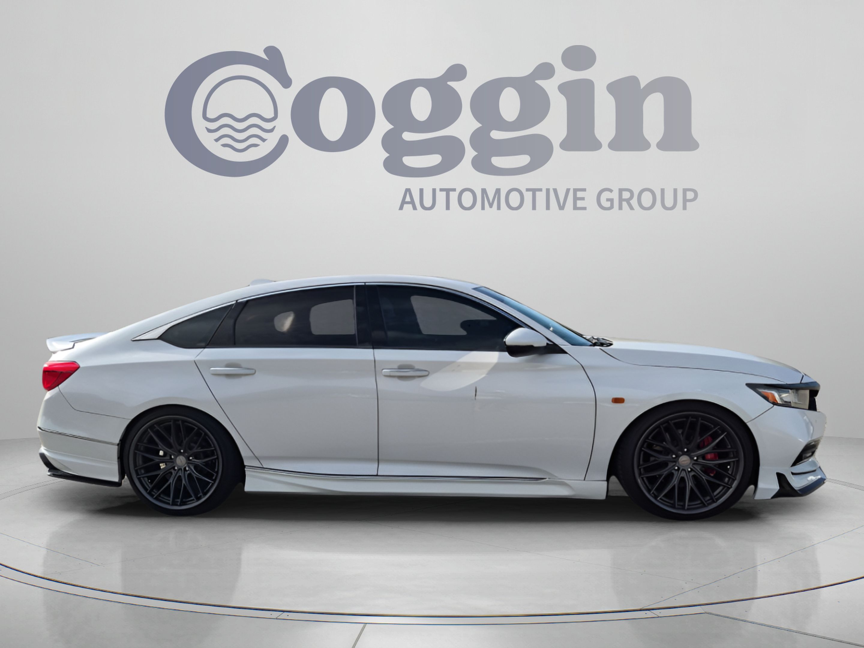 Used 2019 Honda Accord Touring image 7