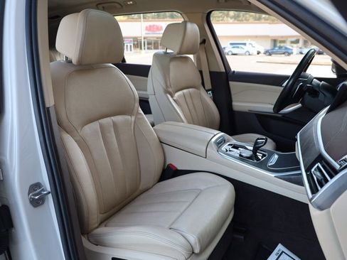 Used 2019 BMW X7 xDrive40i image 25