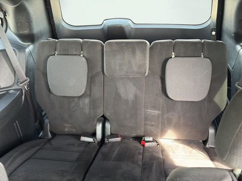 Used 2018 Dodge Grand Caravan SE FWD image 26