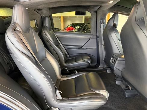 Used 2017 Tesla Model X 75D image 24