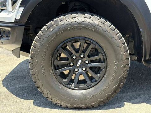 Certified 2024 Ford F150 Raptor AWD/4WD image 31