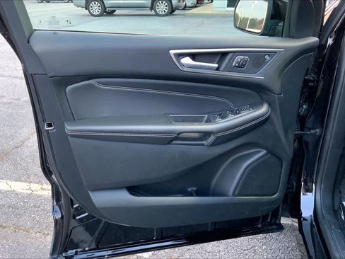 Used 2024 Ford Edge Titanium image 21