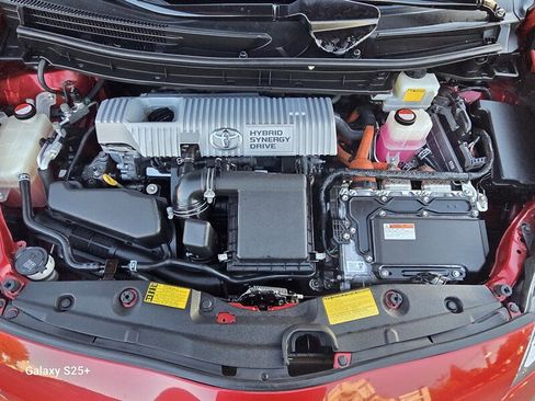 Used 2014 Toyota Prius image 41