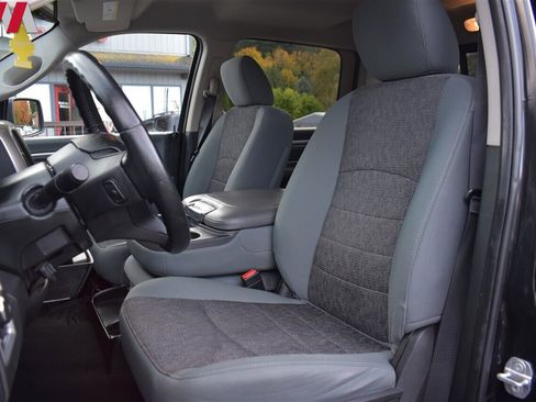 Used 2018 RAM 1500 Big Horn image 11