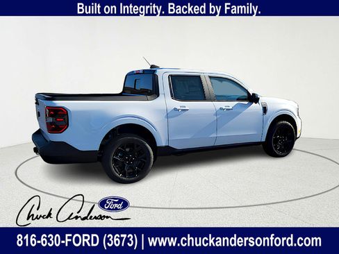 New 2025 Ford Maverick Lariat w/ Black Appearance Package AWD/4WD image 9