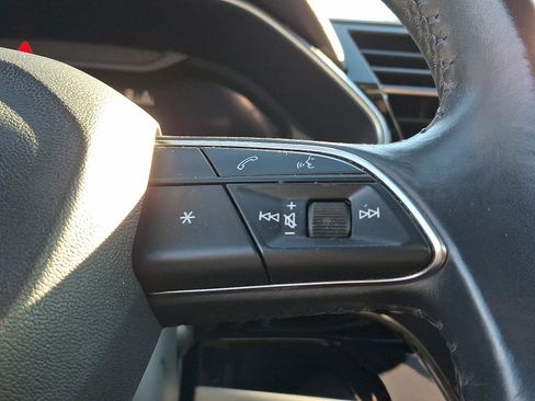 Used 2019 Audi Q3 2.0T Premium Plus w/ Premium Plus Package image 23