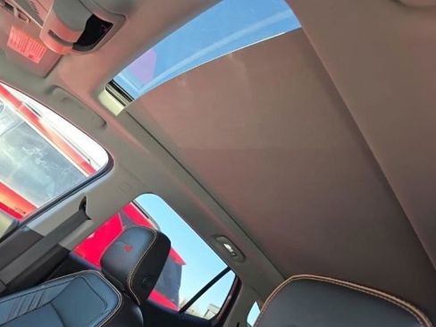 Used 2023 GMC Terrain AT4 image 8