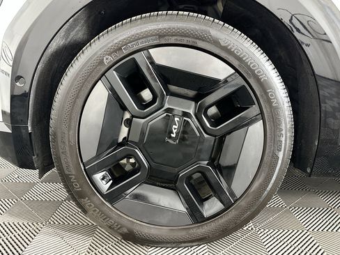 Used 2025 Kia EV9 GT-Line AWD/4WD image 37