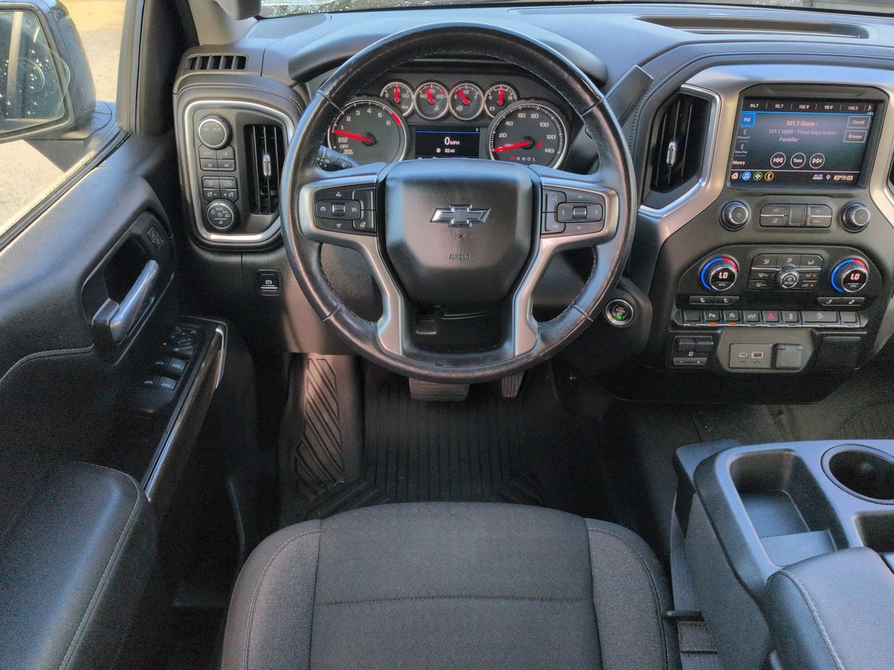 Used 2020 Chevrolet Silverado 1500 RST AWD/4WD image 15
