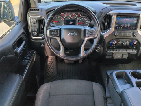 Used 2020 Chevrolet Silverado 1500 RST AWD/4WD image 15