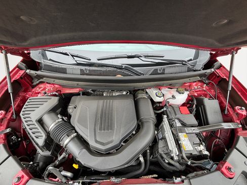 New 2026 GMC Acadia AT4 w/ LPO, Floor Liner Package image 32