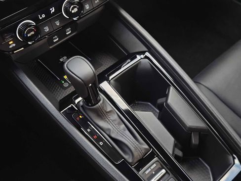 Used 2025 Honda Accord Sport image 20