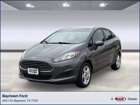 Used 2019 Ford Fiesta SE FWD image 1