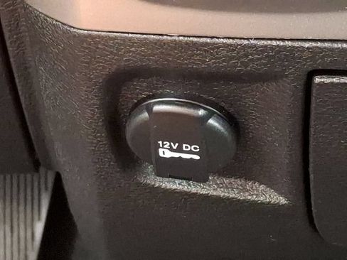 Certified 2019 RAM 1500 Warlock AWD/4WD image 27