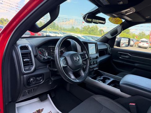 Used 2019 RAM 1500 Big Horn AWD/4WD image 13