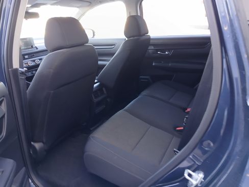 Used 2025 Honda CR-V LX image 8