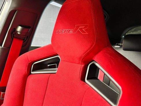 Used 2025 Honda Civic Type R image 21